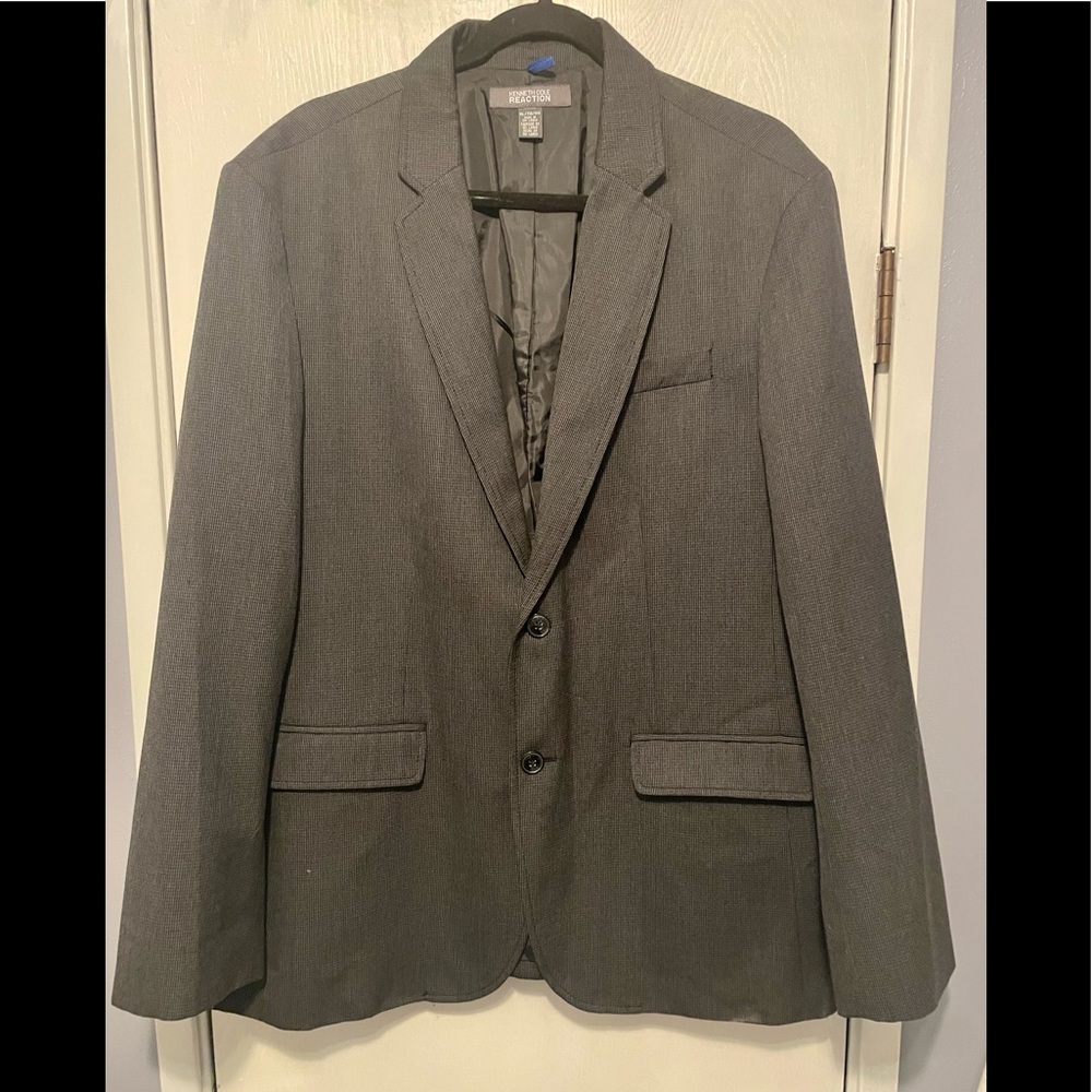 Kenneth Cole Reaction mens XL sport coat.